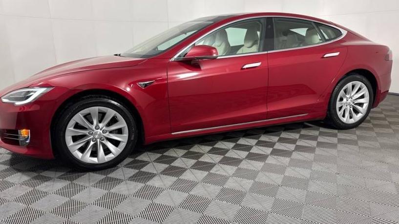 TESLA MODEL S 2018 5YJSA1E26JF292973 image